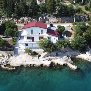 Mila Apartment Starigrad Paklenica